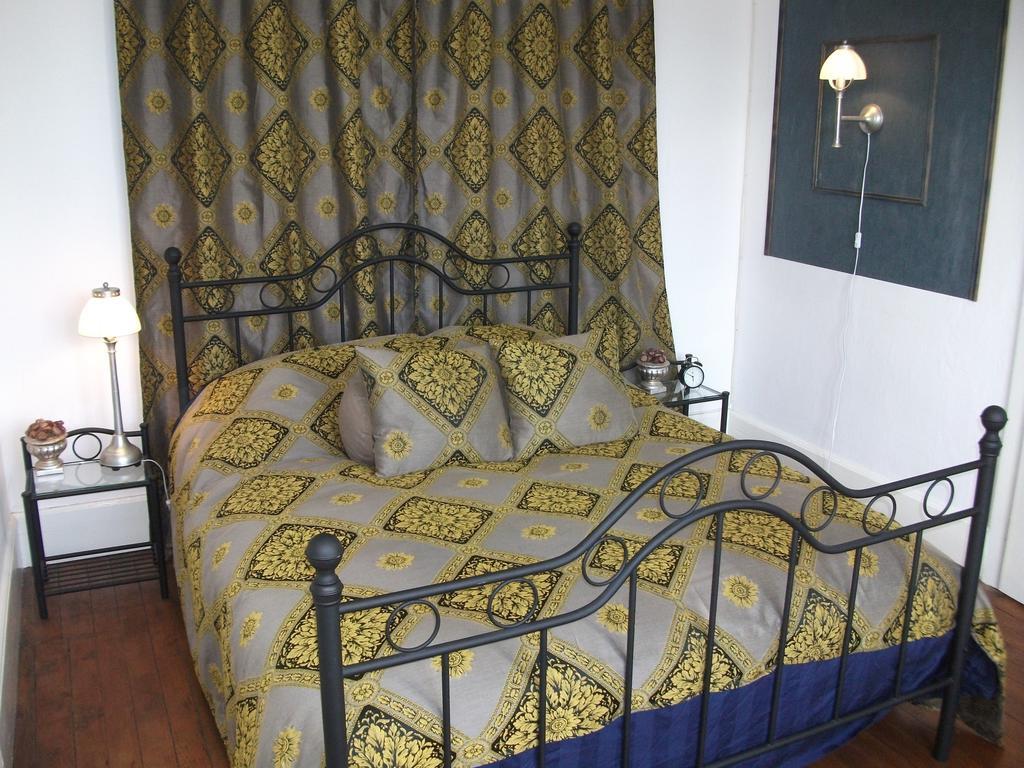 Bed and Breakfast La Mirabelle Корнимон Номер фото
